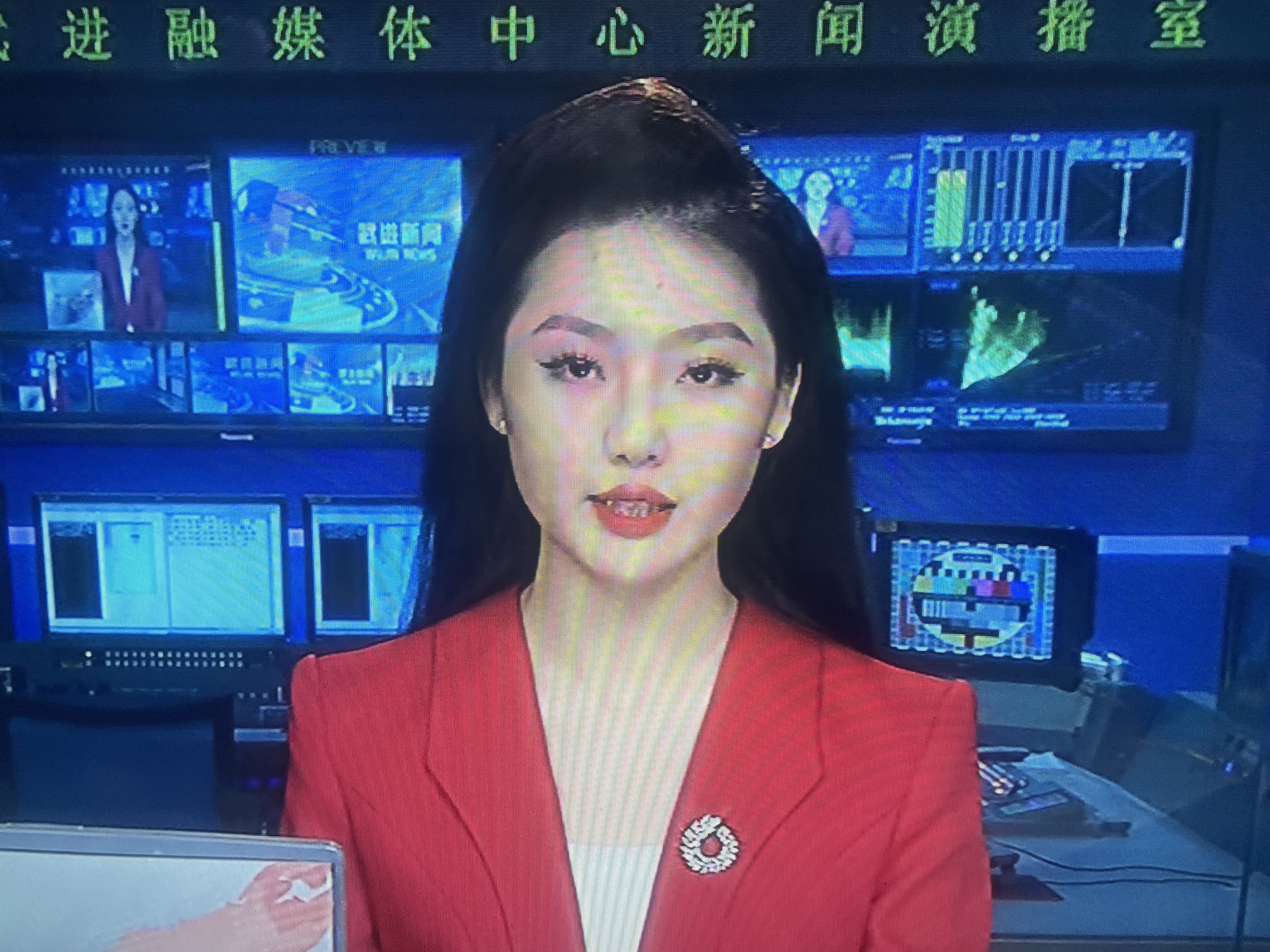 武进新闻的主持人妆容分享:大家来看看,评价一下,随便聊聊