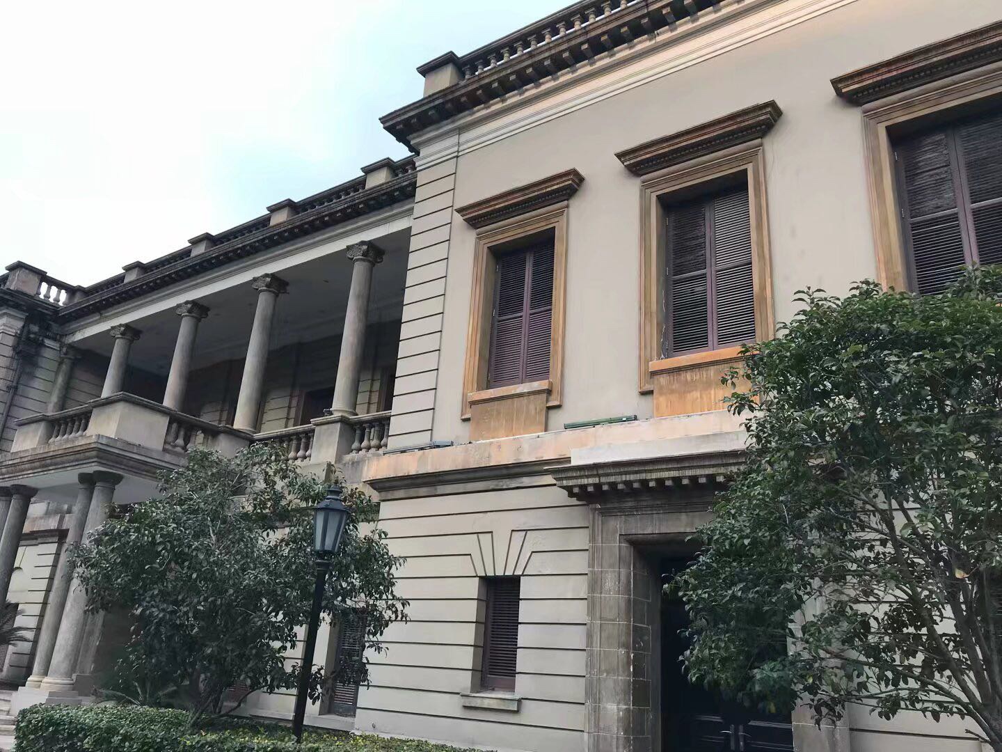 上海外滩源33号原为英国领事馆及领事官邸