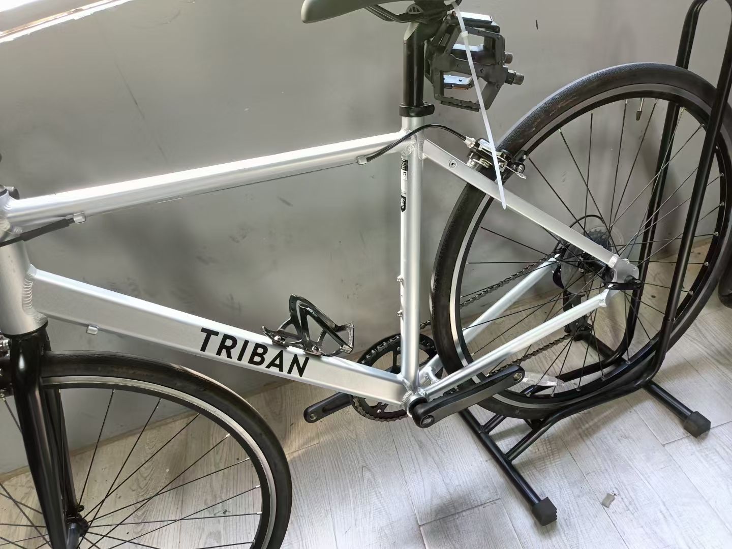 原价1799,现1200出.迪卡侬rc100公路车