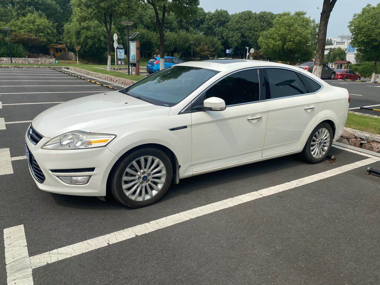 福特蒙迪欧致胜 13年6月25日上牌福特蒙迪欧致胜,13年6月25日上牌 9.