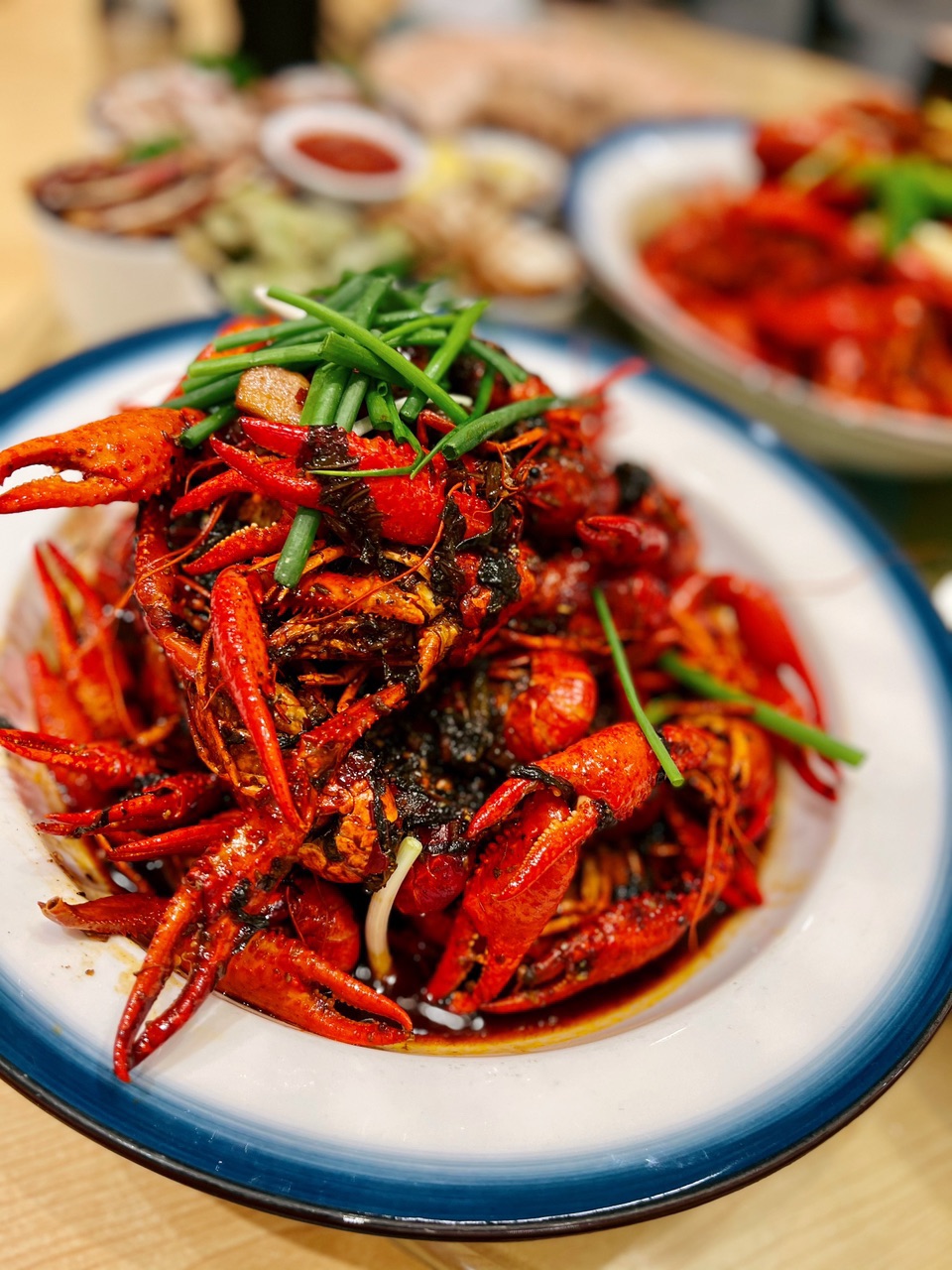 最爱吃的是螺蛳素鸡好吃推荐水腌菜和蒜泥口味大点的龙虾已经可以吃了