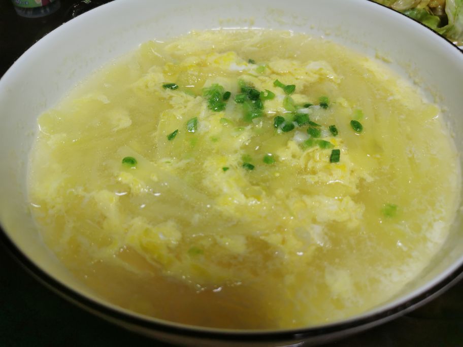 今日份晚餐糖醋海鲈鱼哒哒辣炒包菜搞个鸡蛋汤