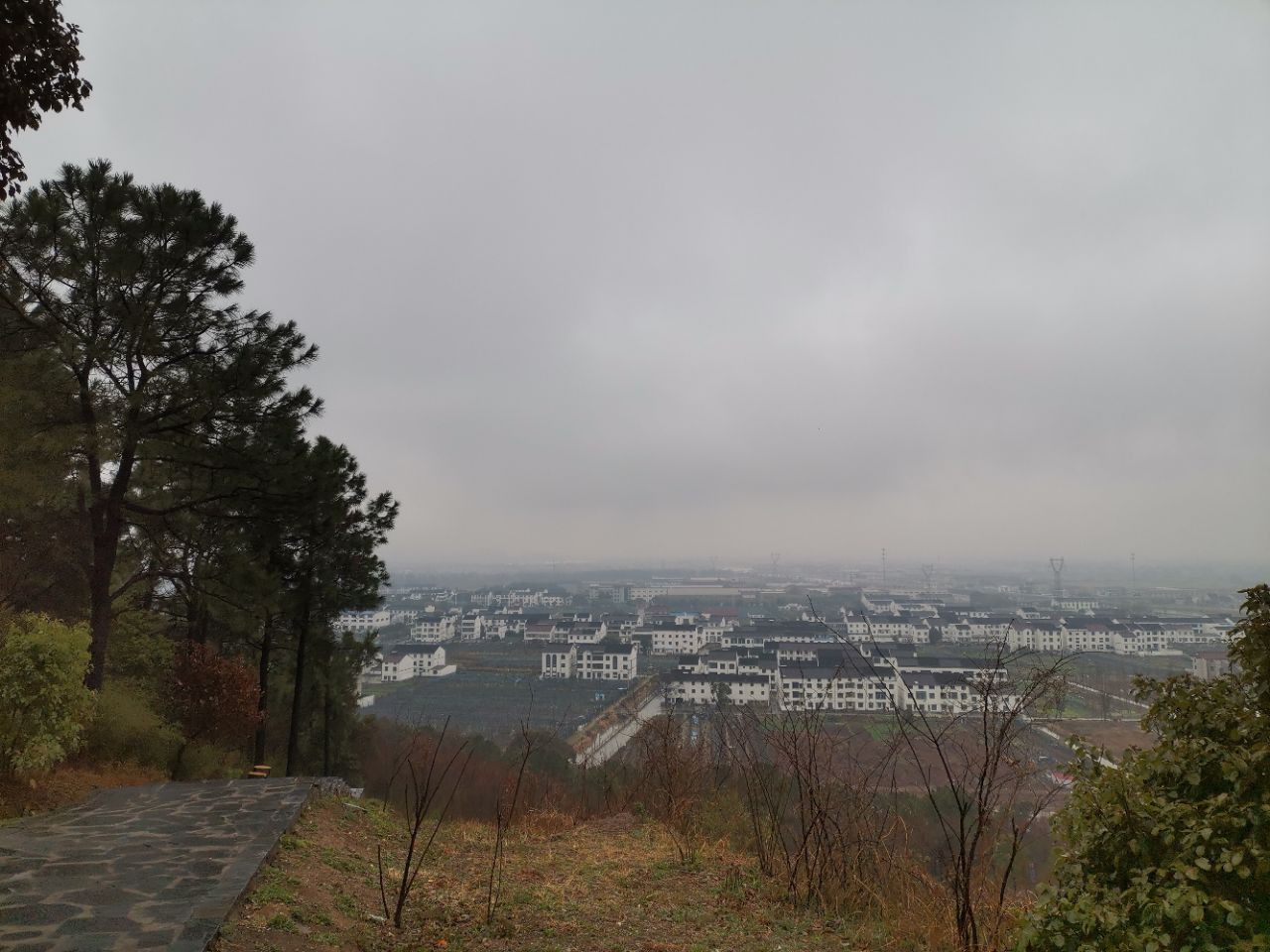 舜过山位于常州市武进区焦溪镇与江阴市申港镇交界处附上照片